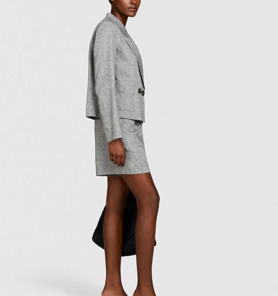 High-waisted shorts - women's shorts - Gray | Sisley image number 2